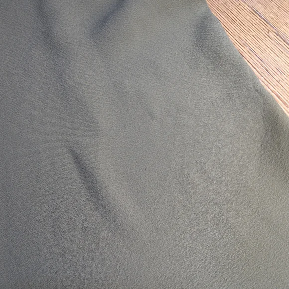 White House Black Market Olive Green Lace-Up Henley Blouse Size 2 Flowy Long Sle - Picture 8 of 13